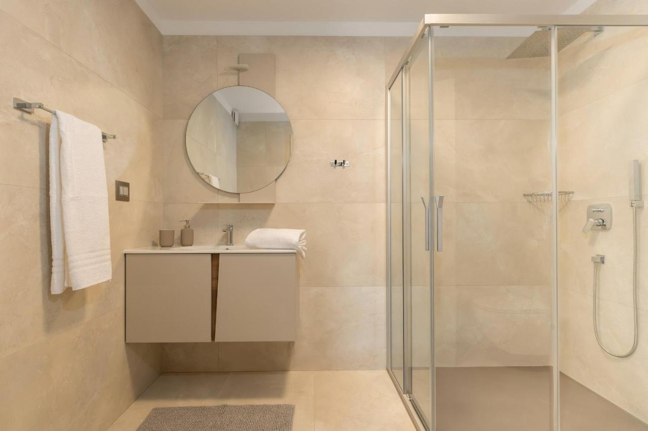 Luxury Villa Santa Cruz With Xl Pool And Jacuzzi Potpićan Exteriér fotografie