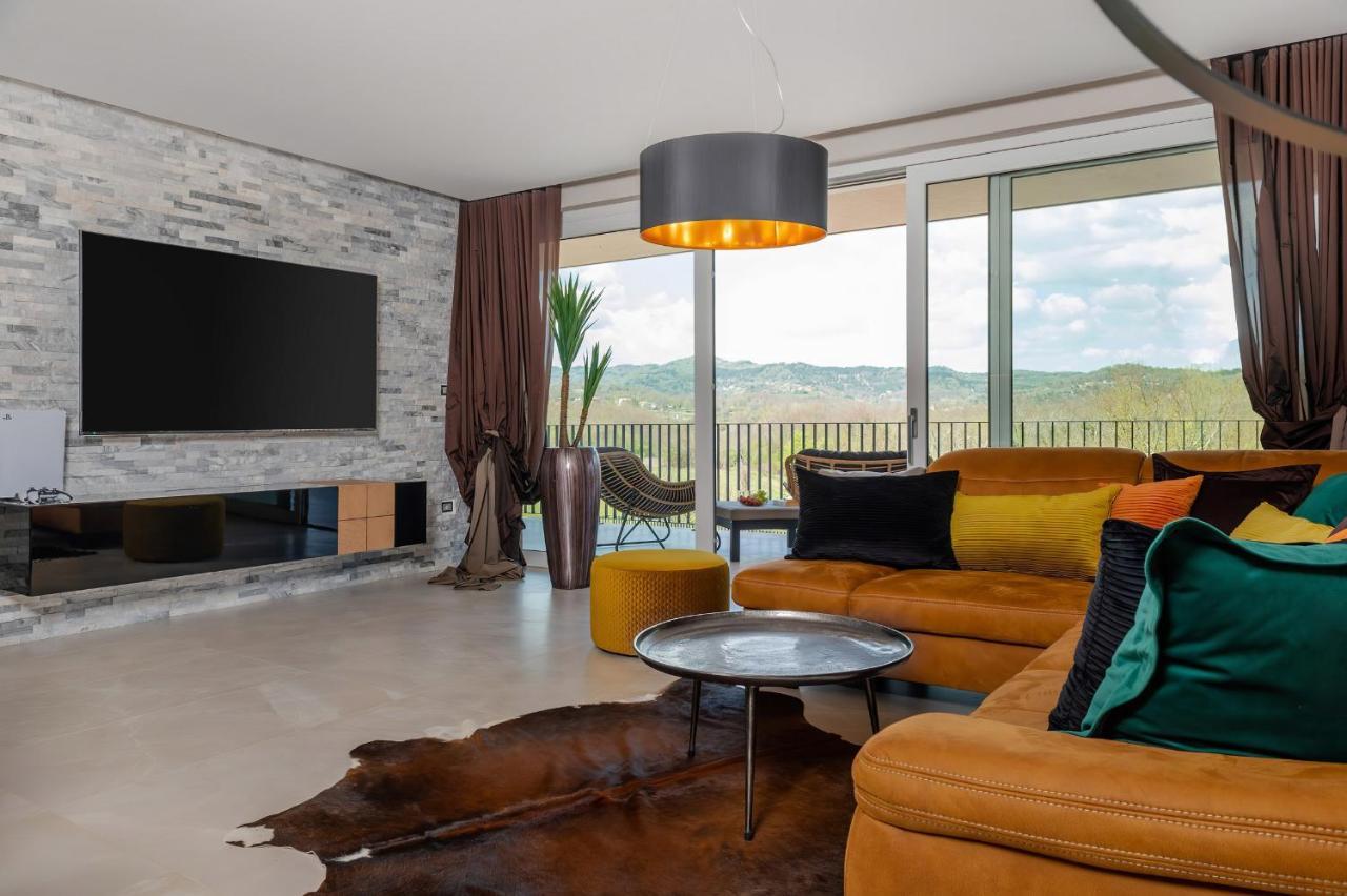 Luxury Villa Santa Cruz With Xl Pool And Jacuzzi Potpićan Exteriér fotografie